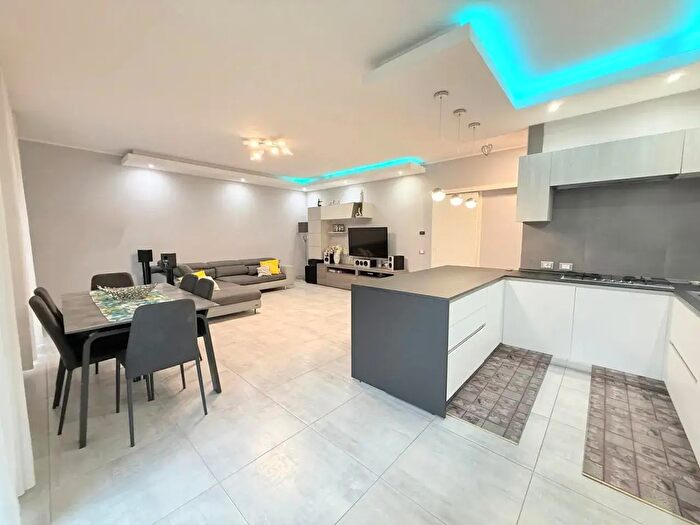 Appartamento trilocale in vendita in Via Vittorio Veneto, Fiorano Modenese