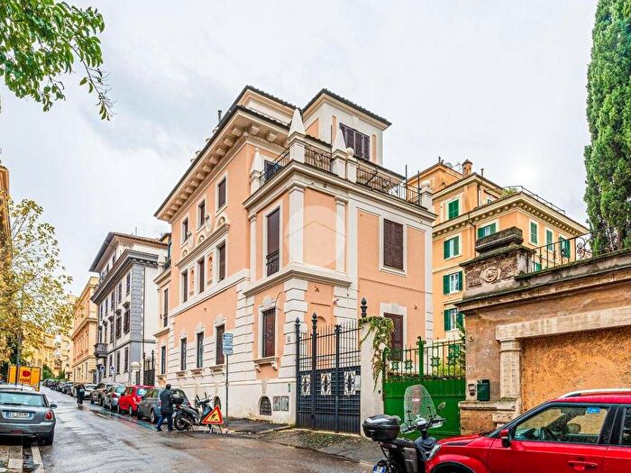 Appartamento trilocale in affitto in Via Giuseppe Tomassetti, Bologna, Roma