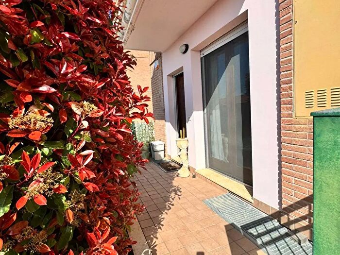 Appartamento bilocale in vendita in Via Pertini, Camerano