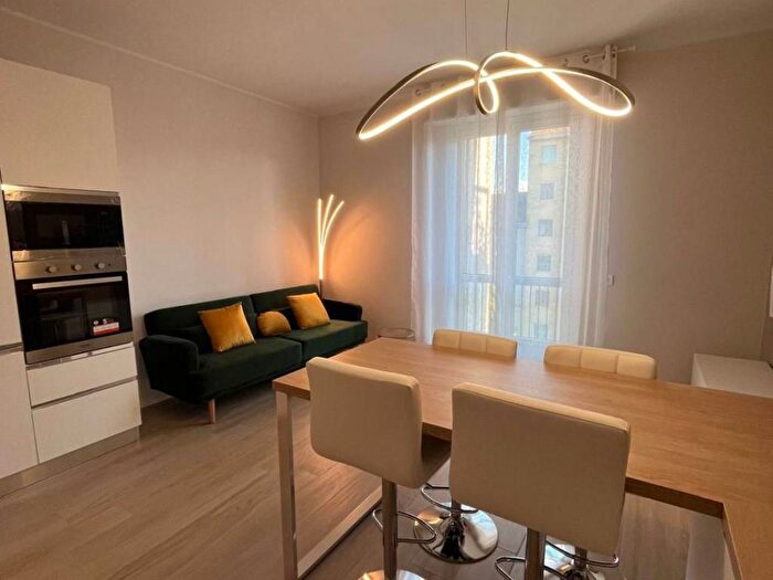 Appartamento bilocale in affitto in Via Losanna, Cenisio, Milano