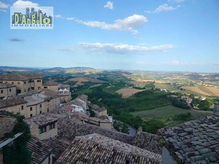 Casa con 5 locali in vendita in Via Morelli, Montalto Delle Marche