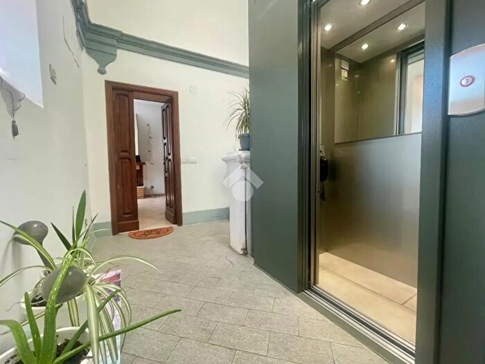 Appartamento trilocale in vendita in Via Roma, Onano