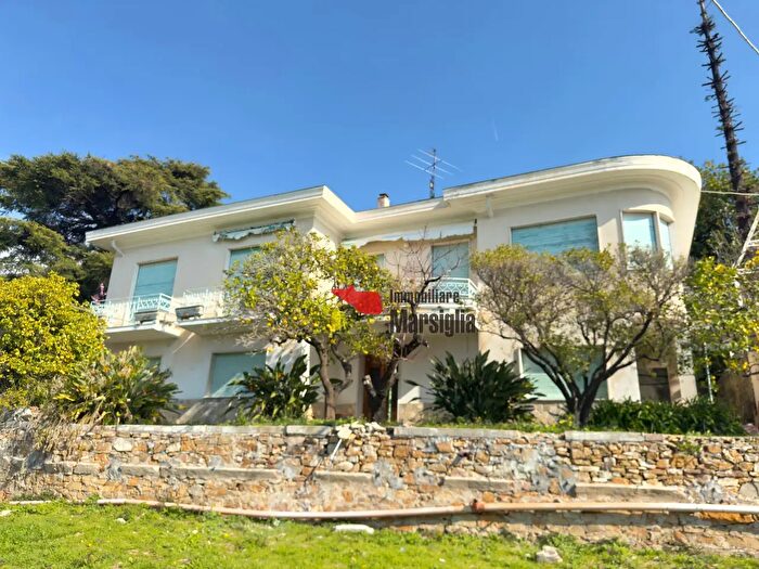 Casa con 7 locali in vendita in Via G dAnnunzio, Sanremo