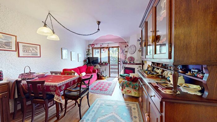 Appartamento quadrilocale in vendita in Via Croce del Sud, Frabosa Sottana