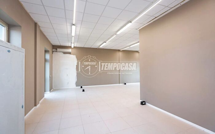 Appartamento quadrilocale in vendita in Viale Francesco Fasano, Chieri