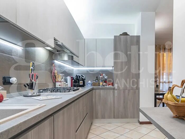Appartamento quadrilocale in vendita in Via Pergolesi, Cento