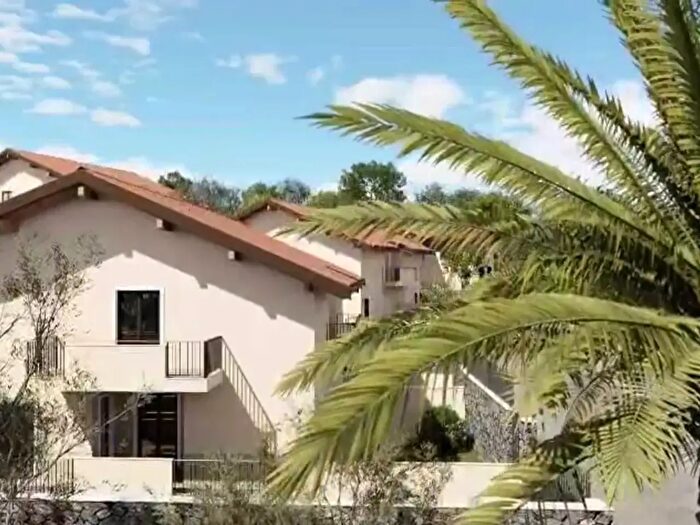 Appartamento con 5 locali in vendita in Via Corso Paolo VI, Paterno'