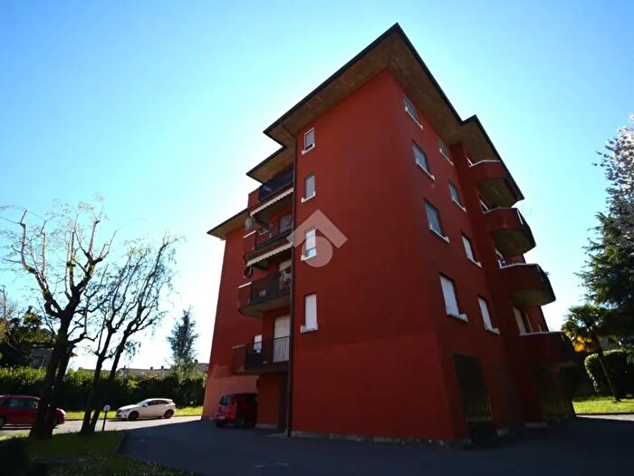 Appartamento quadrilocale in vendita in Via Alcide De Gasperi, Suisio