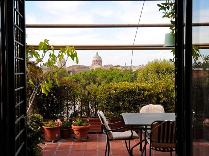 Appartamento bilocale in affitto in Piazza Sidney Sonnino, Trastevere, Roma
