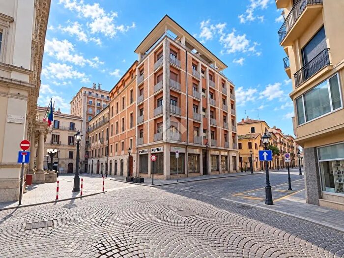 Appartamento quadrilocale in vendita in Via Gennaro Ravizza, Chieti
