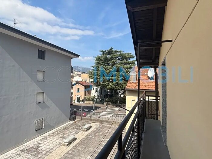 Appartamento bilocale in affitto in Via Tda Belledo, Lecco
