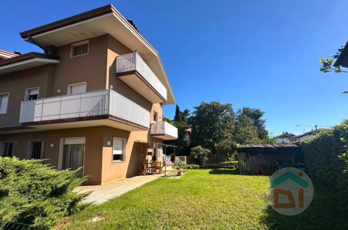 Casa trilocale in vendita in Via Udine, Gorizia