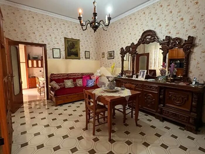 Appartamento trilocale in vendita in Via Bologna, Afragola