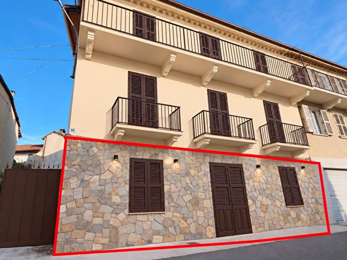 Case in Vendita e in Affitto - 3