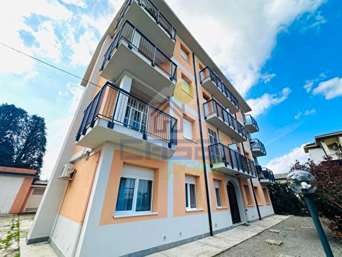 Appartamento trilocale in vendita in Via San Giovanni Bosco, SantAngelo Lodigiano