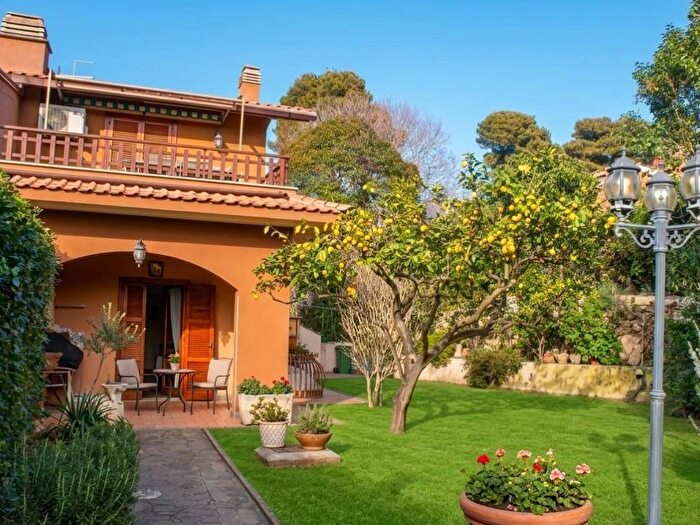Casa quadrilocale in affitto in Via dell'Acquario, Marina di San Nicola, Ladispoli