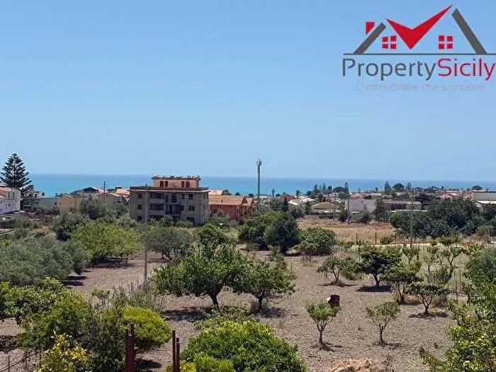 Casa con 5 locali in vendita in Porto Empedocle