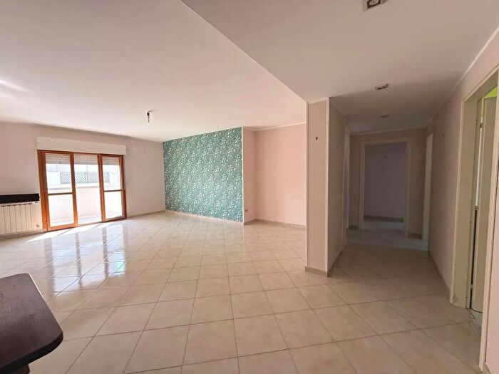 Appartamento con 6 locali in vendita in Mazara Del Vallo