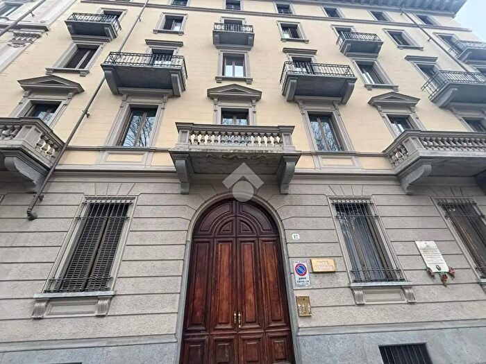 Appartamento quadrilocale in affitto in Corso Vinzaglio, Torino