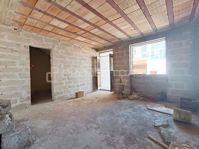 Casa quadrilocale in vendita in Via Fiume, Scorrano