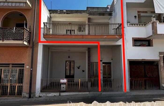 Appartamento quadrilocale in vendita in Via Vittorio Veneto Ruffano Residenziale, Ruffano