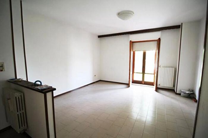 Appartamento con 5 locali in vendita in Fermignano