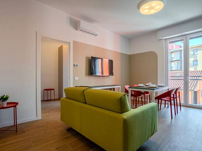 Appartamento trilocale in affitto in Via Brasile, Centro, Pioltello