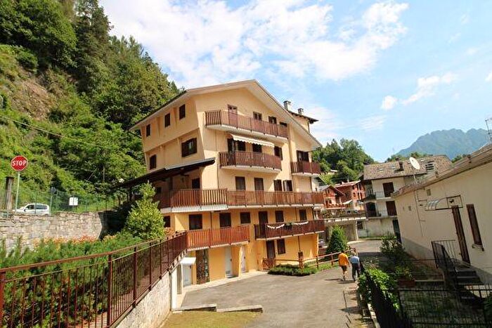 Appartamento bilocale in vendita in Via degli Alpini, Scopello