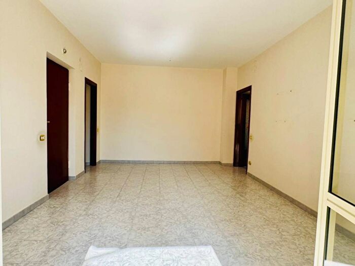 Appartamento trilocale in affitto in Via Libero Bovio, Casavatore