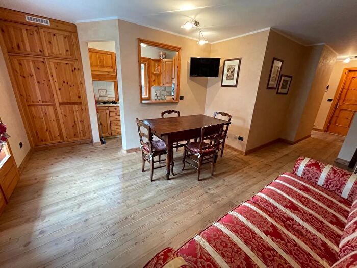 Appartamento trilocale in affitto in Frazione Grande Golette, La Thuile