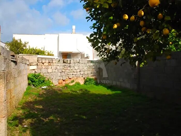 Appartamento trilocale in vendita in Via Virgilio, Castrignano Del Capo