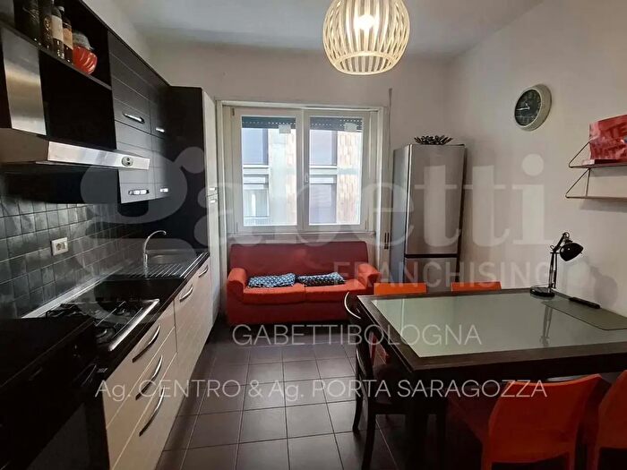 Appartamento quadrilocale in affitto in Via Marconi, Bologna
