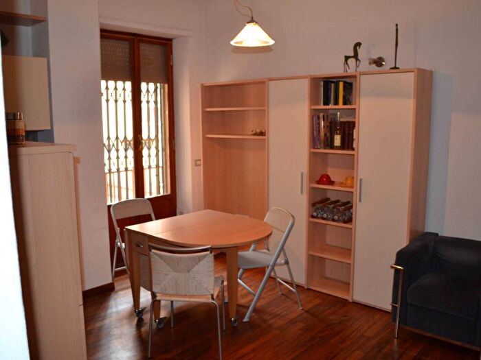 Appartamento bilocale in affitto in Via Maragliano, Porta al Prato San Jacopino, Firenze