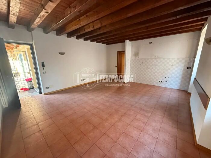 Appartamento bilocale in vendita in Brignano Gera DAdda