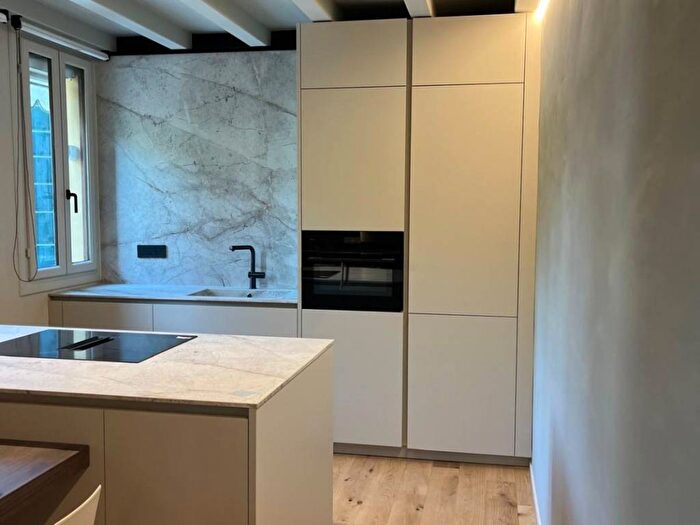 Appartamento trilocale in affitto in Piazza Erminio Ferretto, Mestre, Venezia