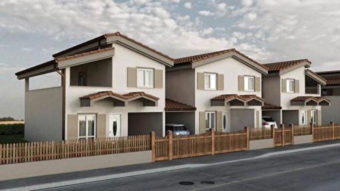 Casa quadrilocale in vendita in Via Svizzera, Grosseto