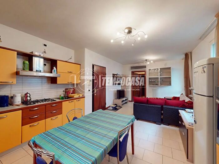 Appartamento trilocale in vendita in Carpi