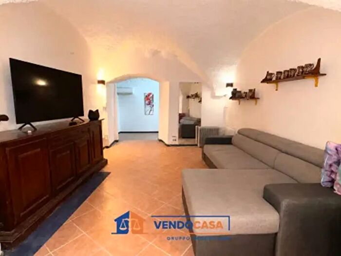 Appartamento trilocale in vendita in Via Giosuè Carducci, Imperia