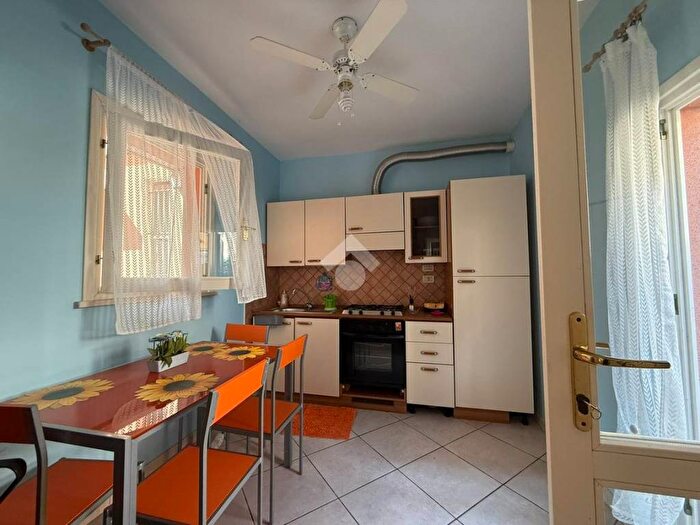 Appartamento trilocale in affitto in APPARTAMENTO VIA BELLINI, Porto Canale di Levante, Cesenatico