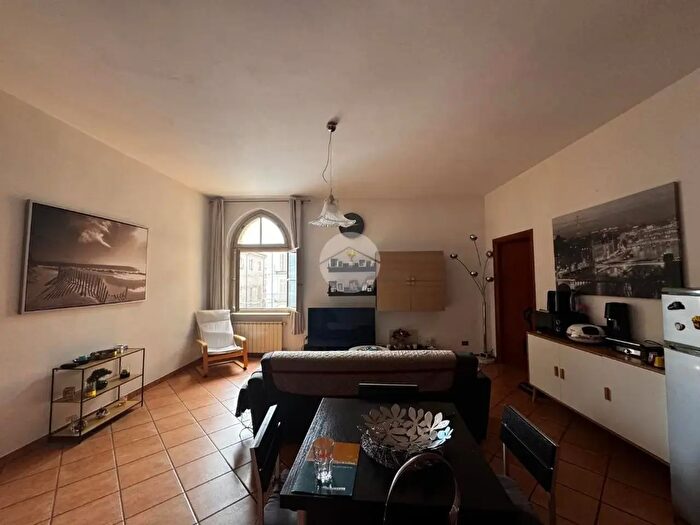 Appartamento trilocale in affitto in Piazza Beppe Manfredi, Fossano