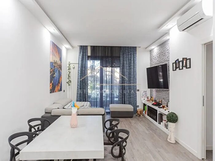 Appartamento trilocale in vendita in Via Giovanni De' Medici B, Cesano Maderno