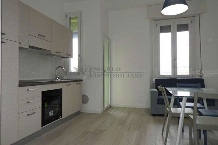 Appartamento bilocale in affitto in Via Trescore, Milano