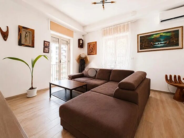 Appartamento trilocale in vendita in Via Francesco Miceli Picardi, Cosenza