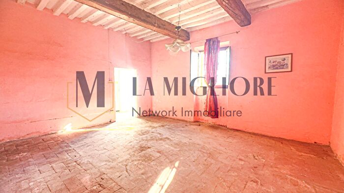 Appartamento con 5 locali in vendita in Pistoia