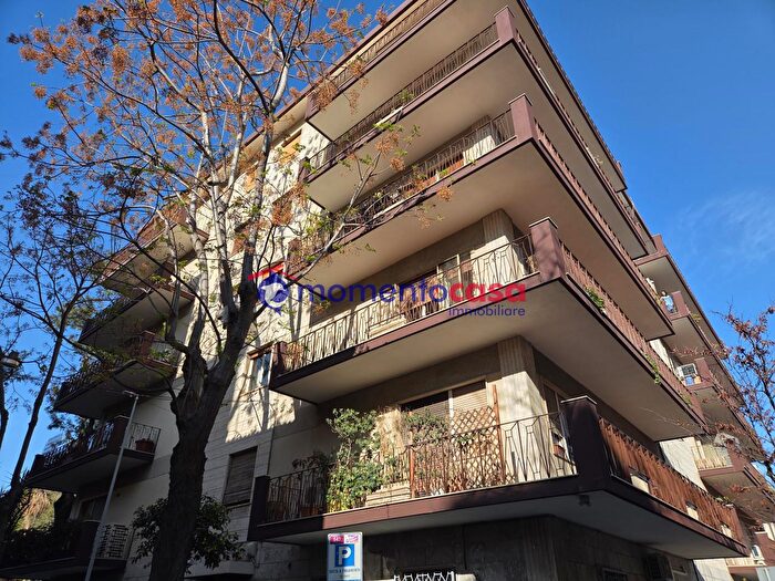 Appartamento con 7 locali in vendita in Via Prato, Reggio Calabria