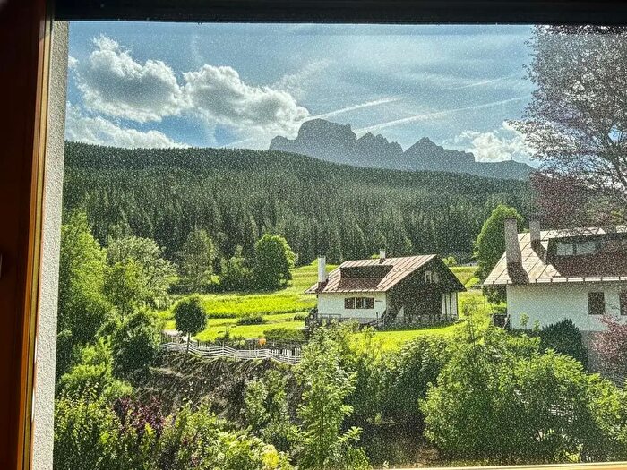 Appartamento con 5 locali in vendita in Borca Di Cadore