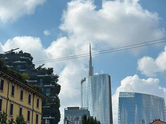 Appartamento bilocale in affitto in Via Pietro Borsieri, Isola, Milano