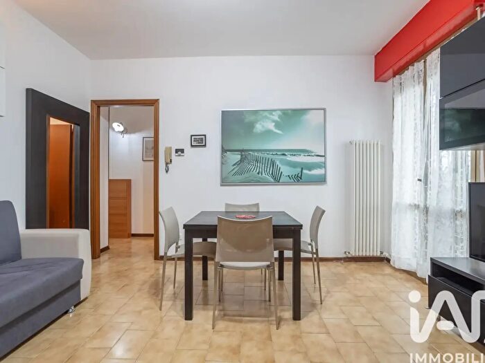 Appartamento trilocale in vendita in Via Litoranea a, Mondolfo