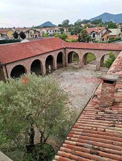 Casa con 7 locali in vendita in Via Cornoledo, Pernumia