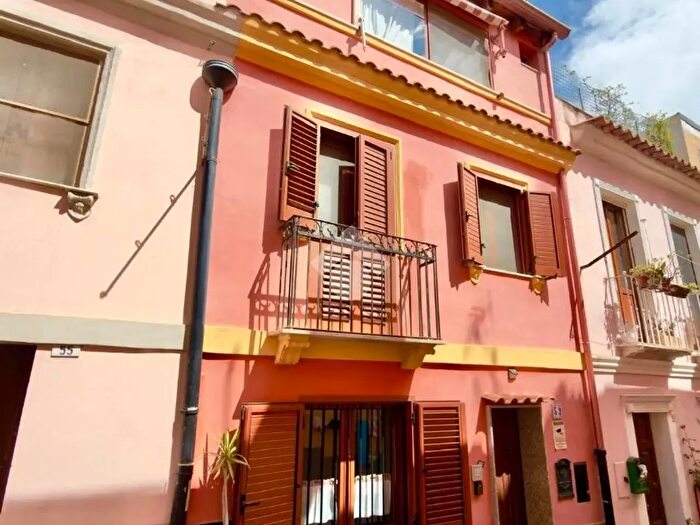 Appartamento trilocale in vendita in Via Carlo Buragna, Cagliari